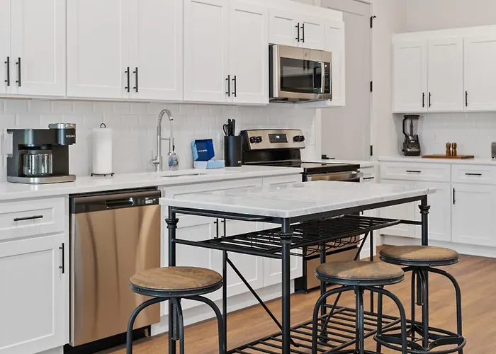 The Corbin 1206 - Spurs Flat Apartment